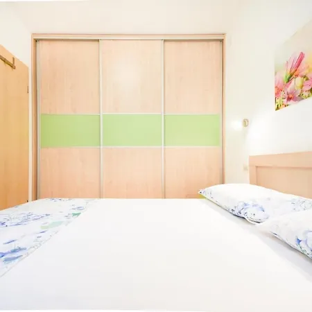By The Sea - Brac - 24129 Apartment *